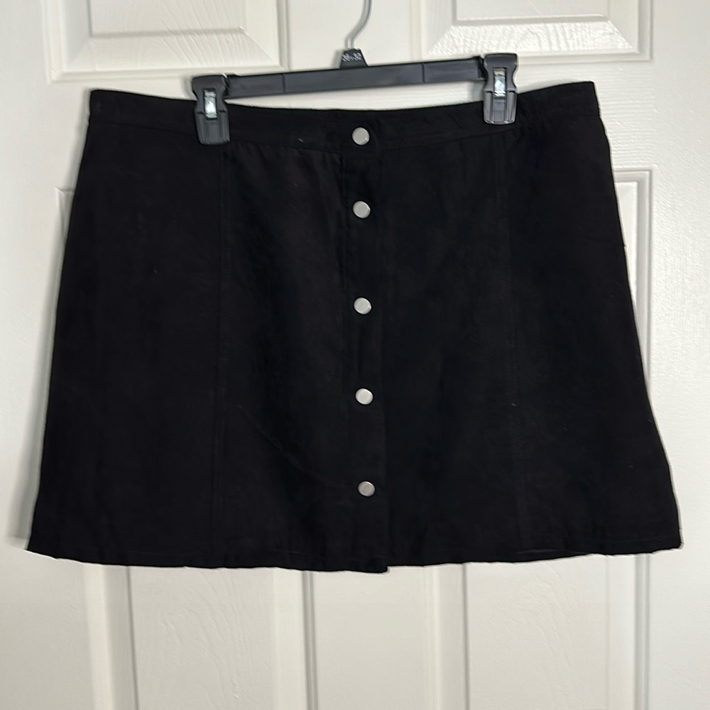 H&M mini skirt nwt size 18